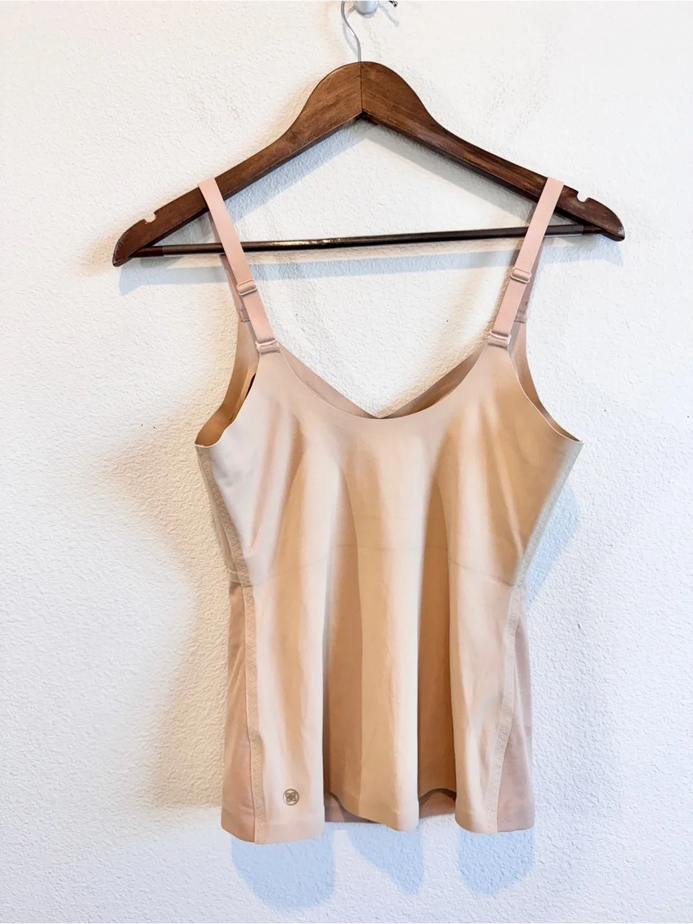 HoneyLove LiftWear Tank Sand Nude Size Medium Shaper Shapewear Built In Bra H69